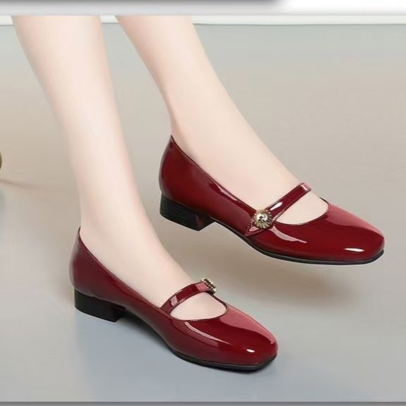 Klasyczne buty typu Mary Jane  – Vintage Fashion Dresses recenzja i cena